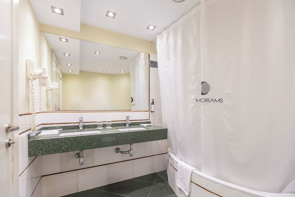 Moon Dreams Portomagno — Hotel rooms in Roquetas de Mar, Andalusia
