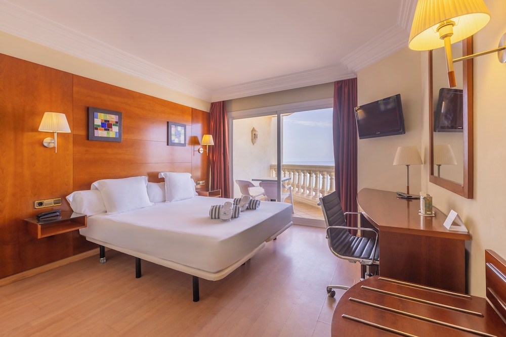 Moon Dreams Portomagno — Hotel rooms in Roquetas de Mar, Andalusia