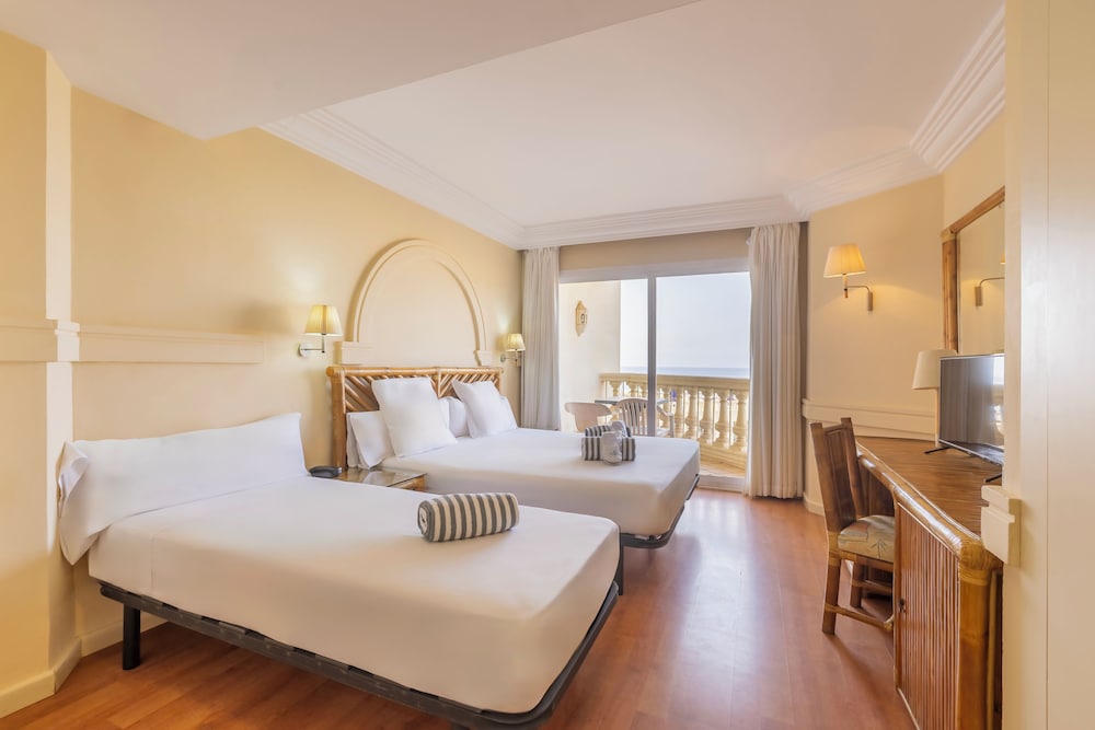 Moon Dreams Portomagno — Hotel rooms in Roquetas de Mar, Andalusia