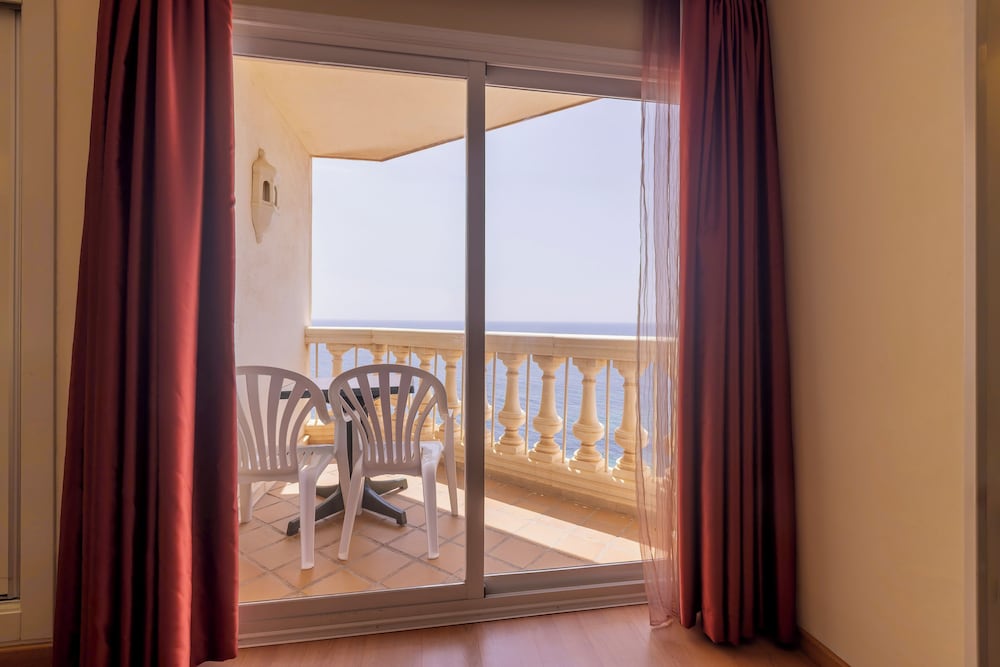 Moon Dreams Portomagno — Hotel rooms in Roquetas de Mar, Andalusia