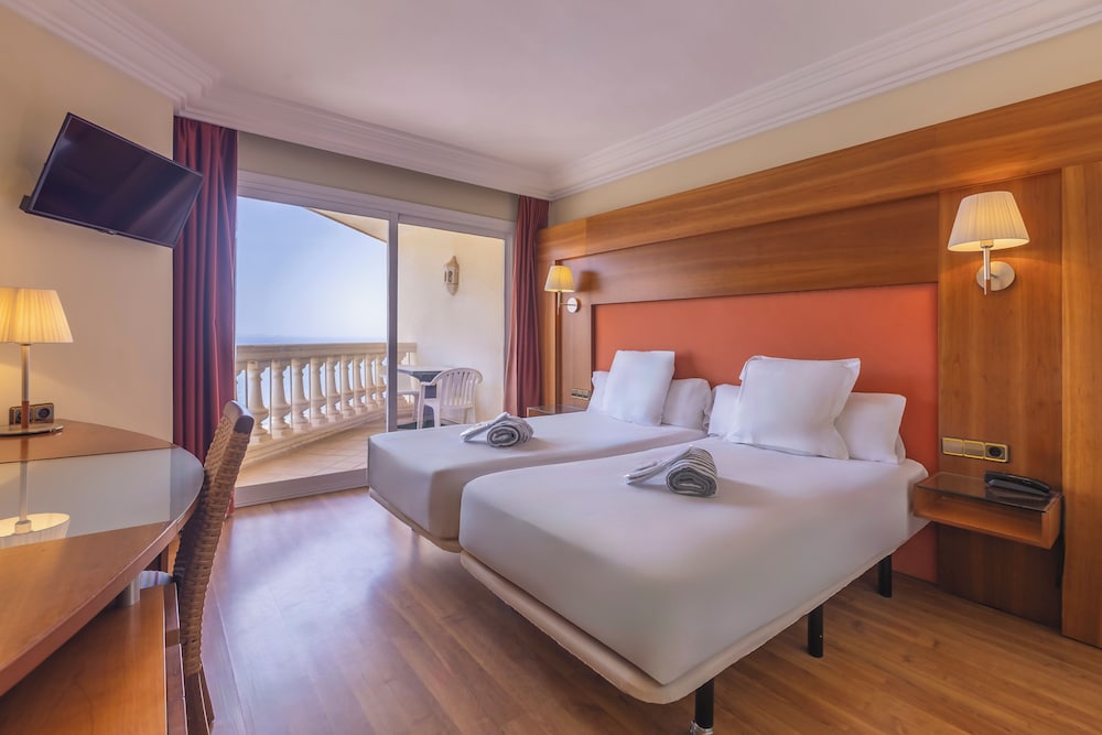 Moon Dreams Portomagno — Hotel rooms in Roquetas de Mar, Andalusia