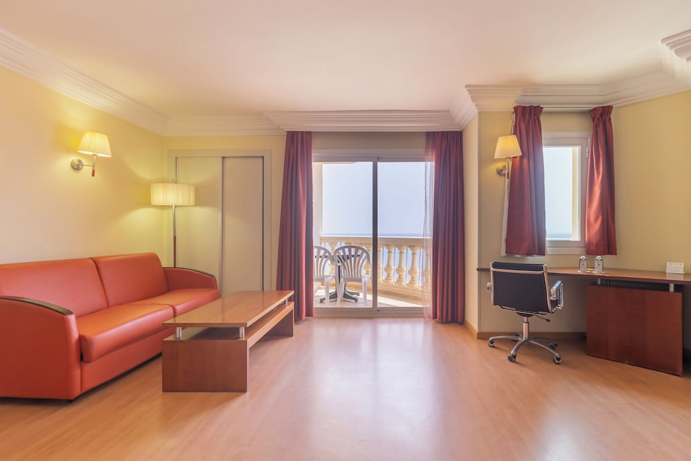 Moon Dreams Portomagno — Hotel rooms in Roquetas de Mar, Andalusia
