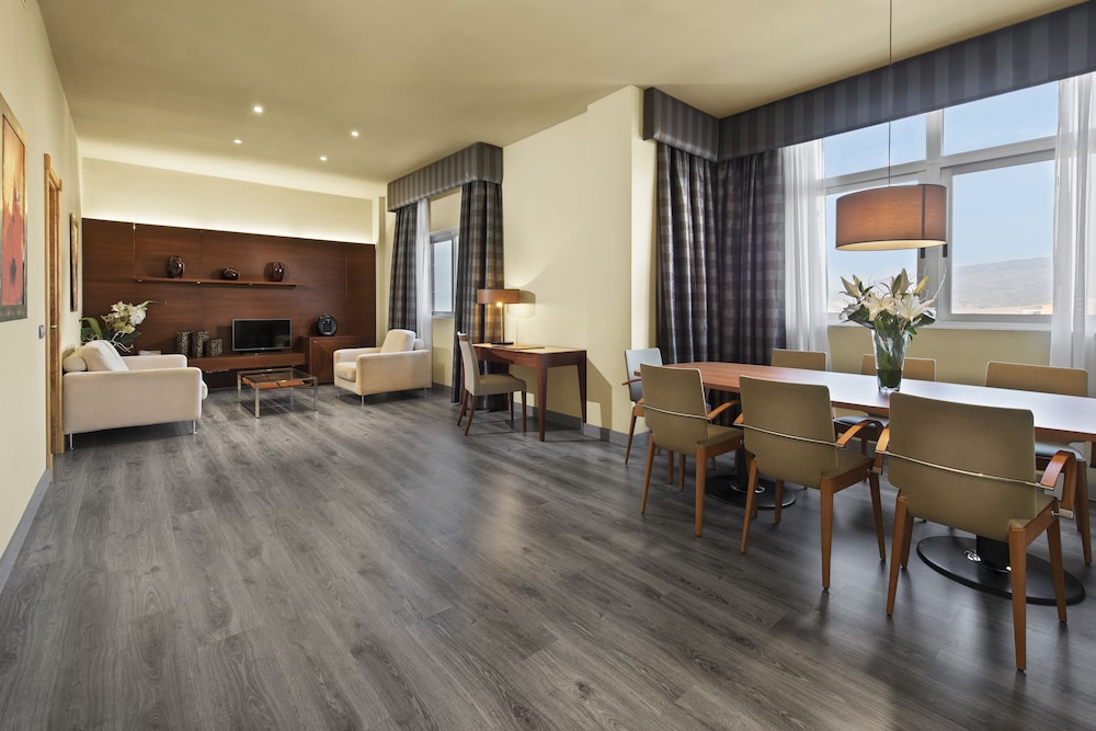 Elba Almería Business & Convention Hotel — Hotel rooms in Almeria, Andalusia