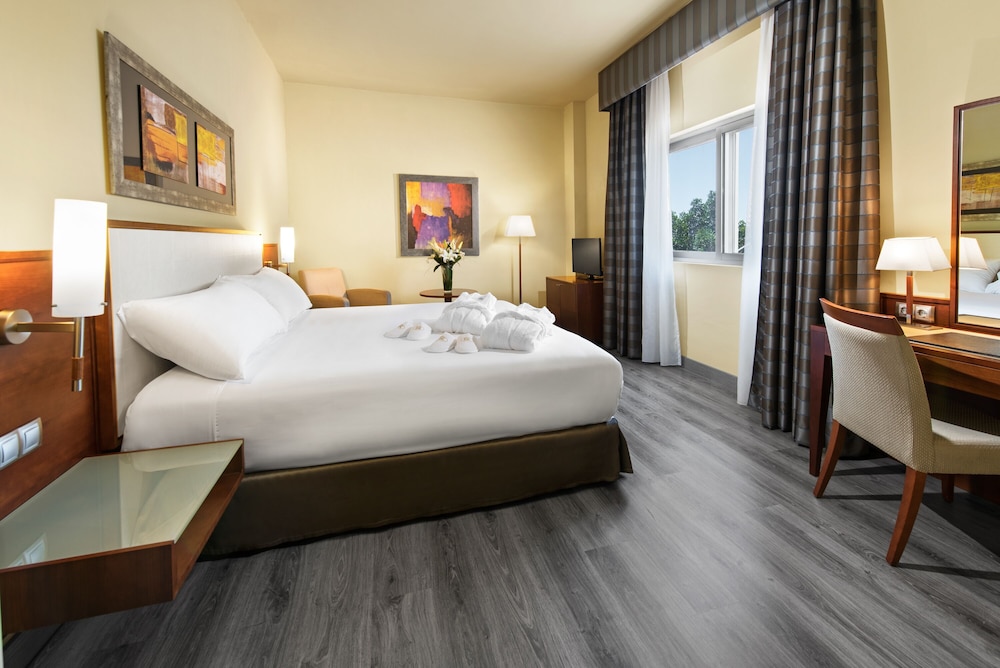 Elba Almería Business & Convention Hotel — Hotel rooms in Almeria, Andalusia