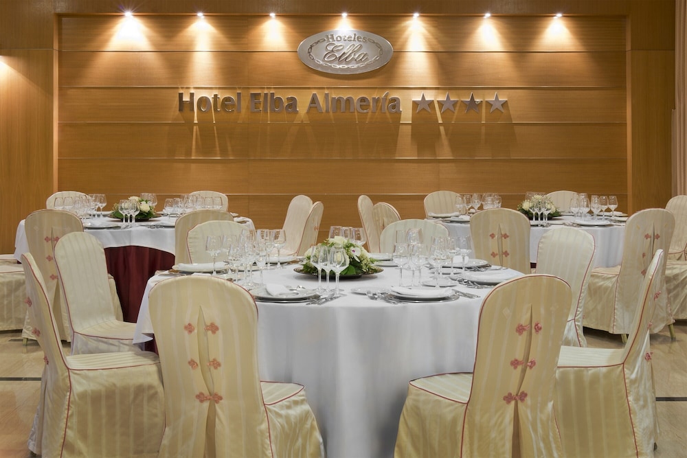 Elba Almería Business & Convention Hotel — Restaurant & bars in Almeria, Andalusia
