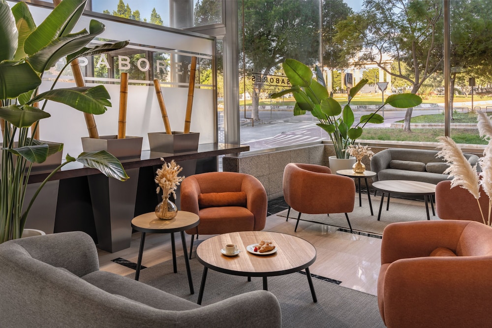 Elba Almería Business & Convention Hotel — Restaurant & bars in Almeria, Andalusia