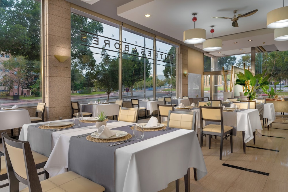 Elba Almería Business & Convention Hotel — Restaurant & bars in Almeria, Andalusia