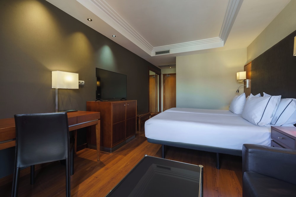 Exe Almería Centro — Hotel rooms in Almeria, Andalusia