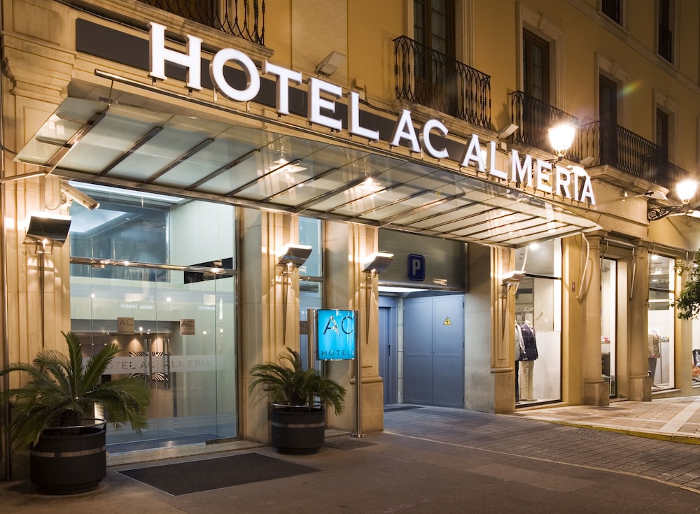 Exe Almería Centro — Hotel building in Almeria, Andalusia
