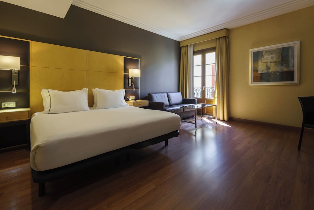 Exe Almería Centro — Hotel rooms in Almeria, Andalusia