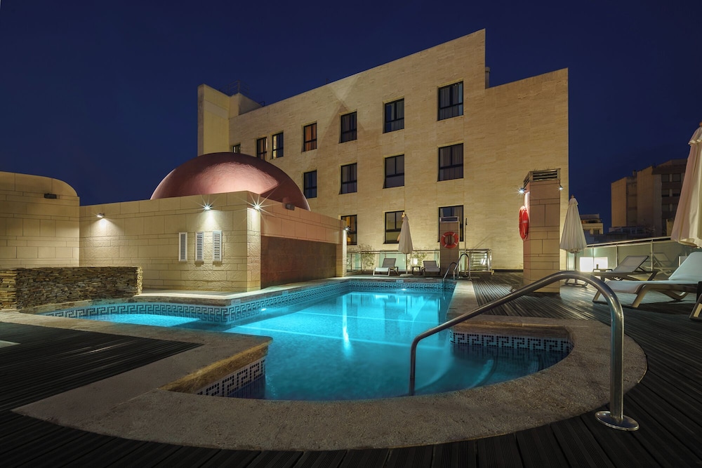 Exe Almería Centro — Swimming pool in Almeria, Andalusia