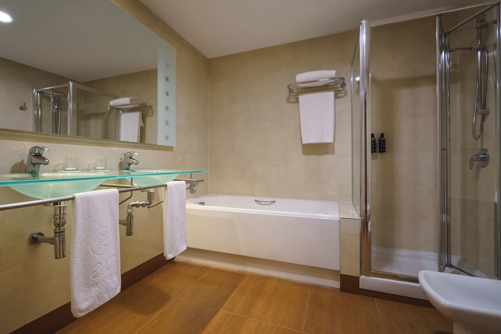 Exe Almería Centro — Hotel rooms in Almeria, Andalusia