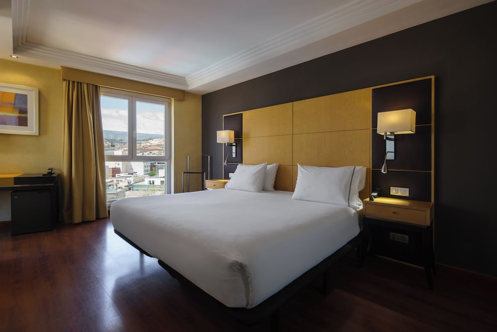 Exe Almería Centro — Hotel rooms in Almeria, Andalusia