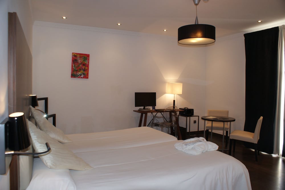 Hotel Catedral Almería — Hotel rooms in Almeria, Andalusia