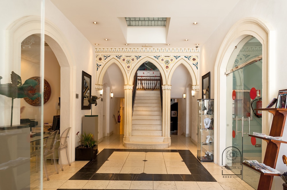 Hotel Catedral Almería — Hotel building in Almeria, Andalusia
