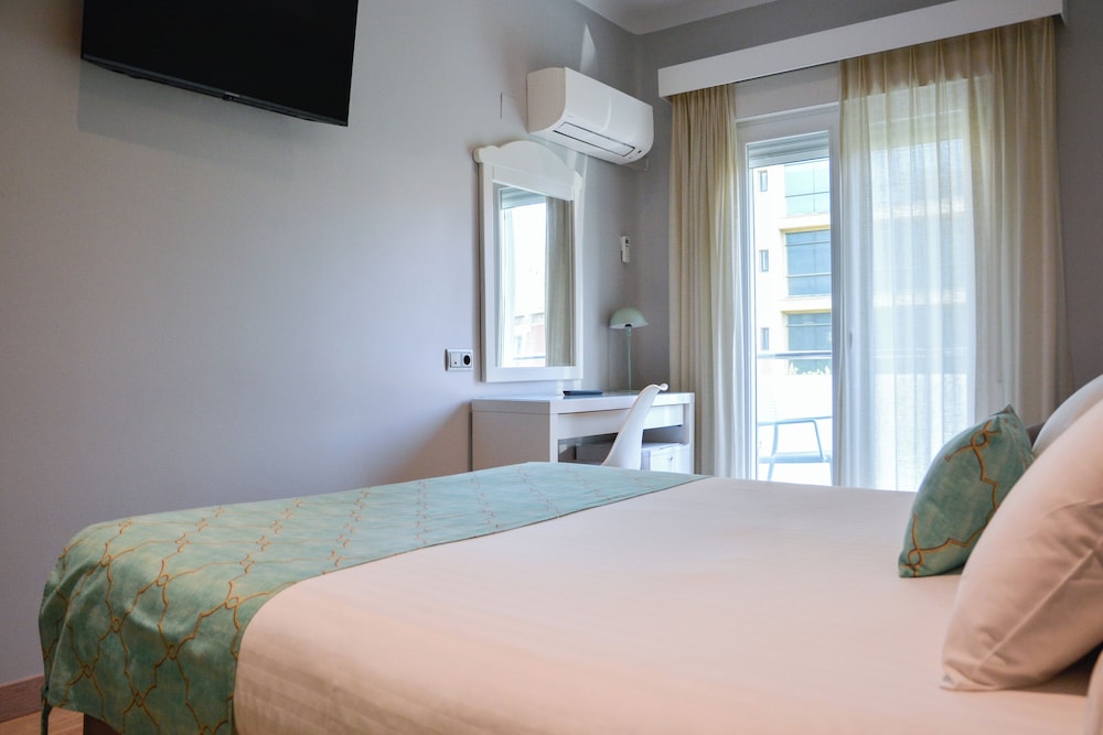 Hotel Costasol — Hotel rooms in Almeria, Andalusia
