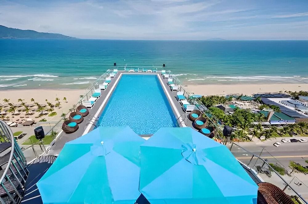 Da Nang (7 dni) w Yarra Ocean Suites Danang z VIE