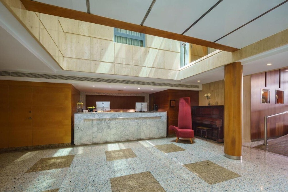 Crisol Almería — Hotel building in Almeria, Andalusia