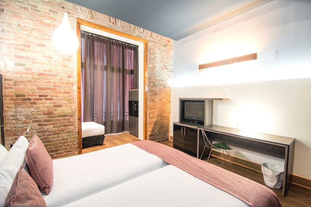 Petit Palace Museum — Hotel rooms in Barcelona, Catalonia