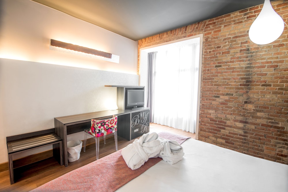 Petit Palace Museum — Hotel rooms in Barcelona, Catalonia