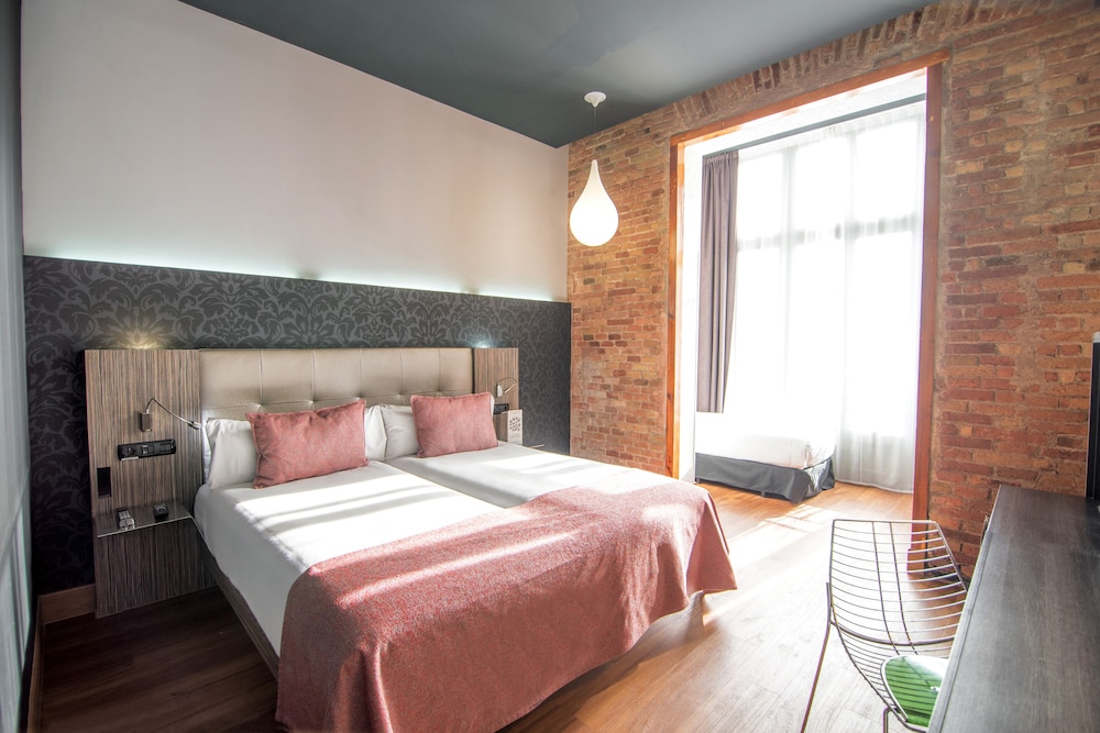 Petit Palace Museum — Hotel rooms in Barcelona, Catalonia