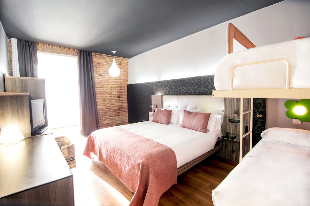 Petit Palace Museum — Hotel rooms in Barcelona, Catalonia