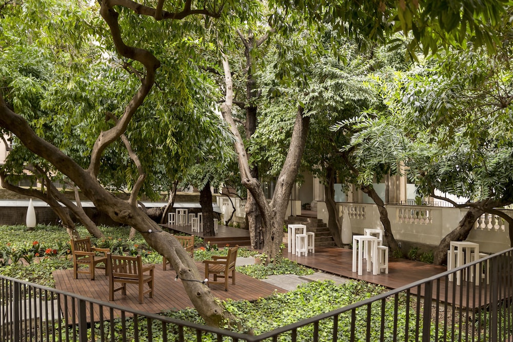 Petit Palace Boquería Garden — Restaurant & bars in Barcelona, Catalonia