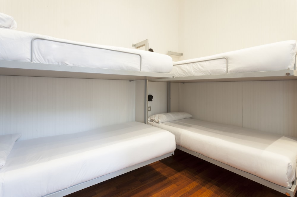 Petit Palace Boquería Garden — Hotel rooms in Barcelona, Catalonia
