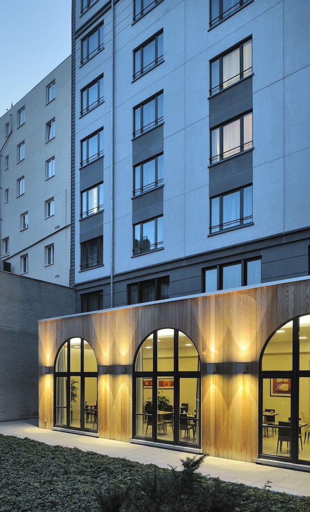 Novotel Brussels Centre Midi Station - zdjęcie 2