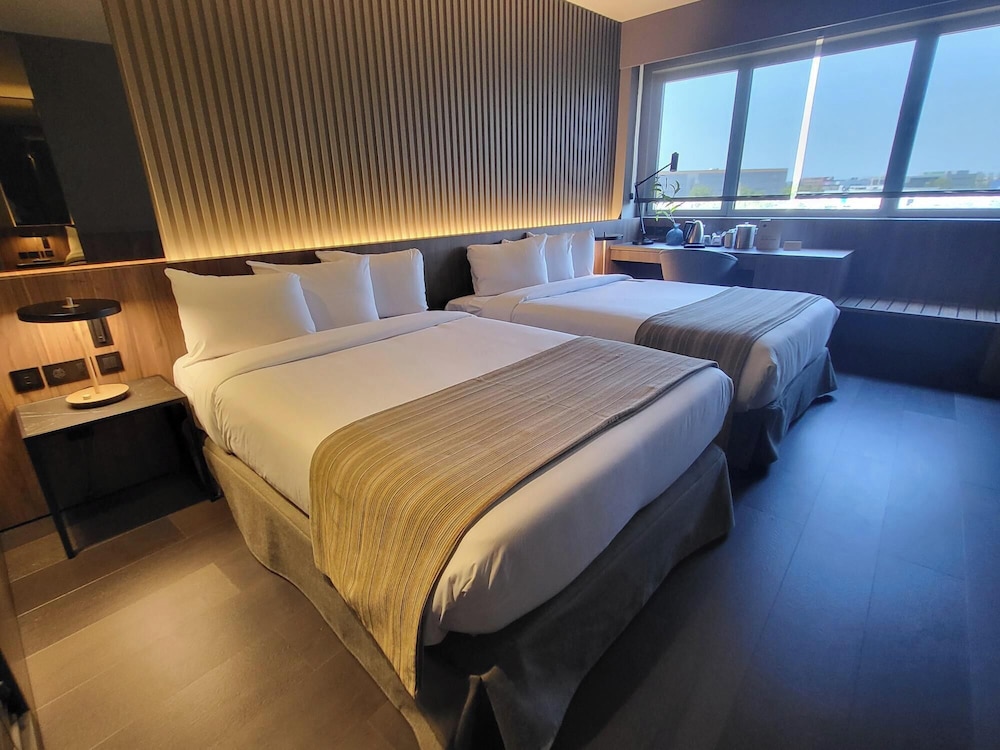 Barcelona Airport Hotel — Hotel rooms in Barcelona, Catalonia