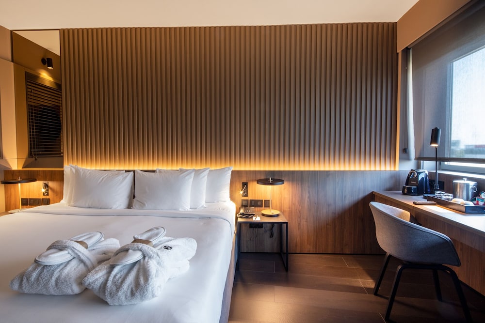 Barcelona Airport Hotel — Hotel rooms in Barcelona, Catalonia