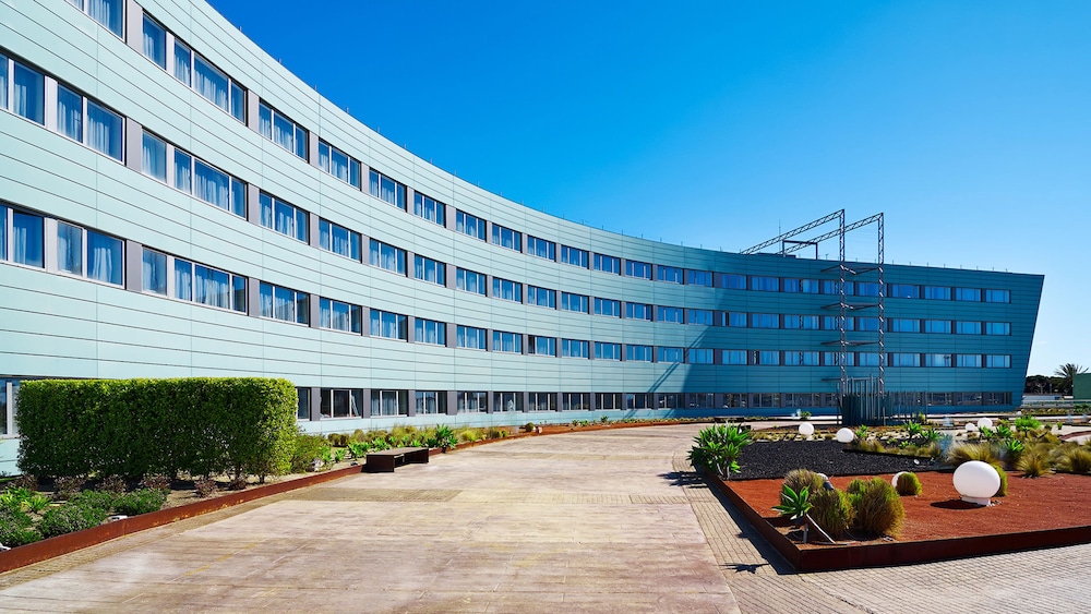 Barcelona Airport Hotel — Hotel building in Barcelona, Catalonia