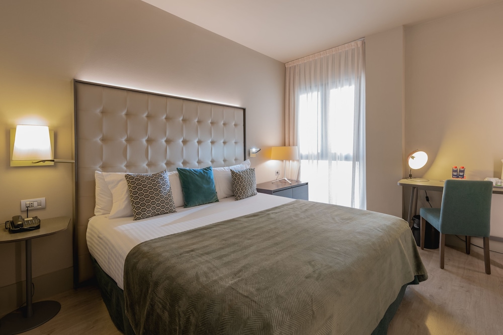 Gran Hotel Havana by Escampa Hotels — Hotel rooms in Barcelona, Catalonia