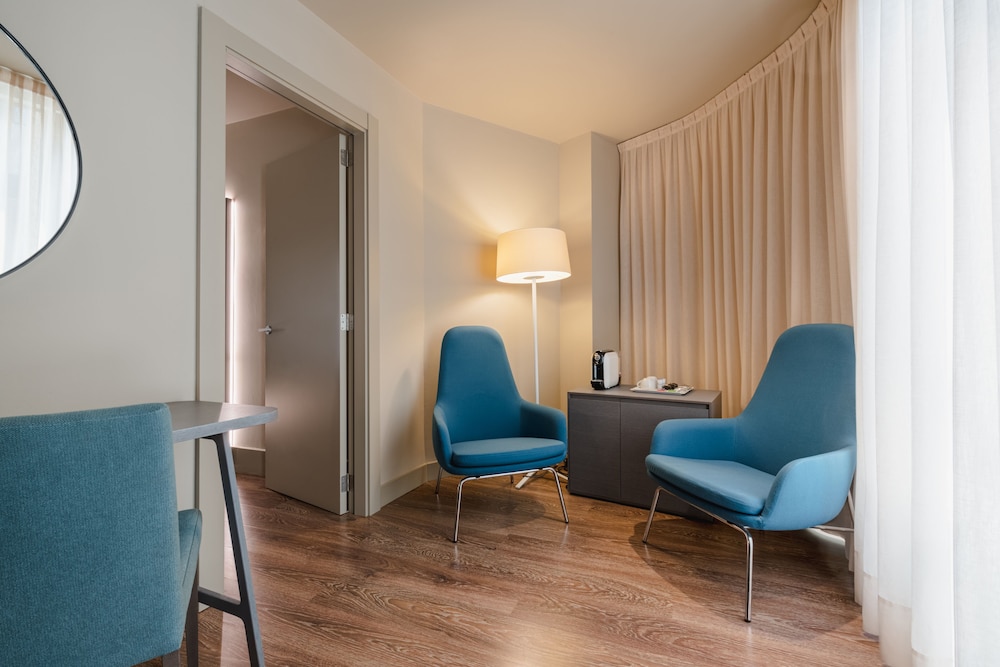 Gran Hotel Havana by Escampa Hotels — Hotel rooms in Barcelona, Catalonia