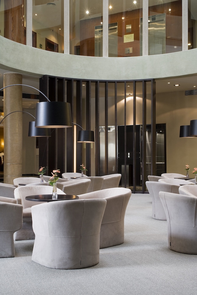 Gran Hotel Havana by Escampa Hotels — Restaurant & bars in Barcelona, Catalonia