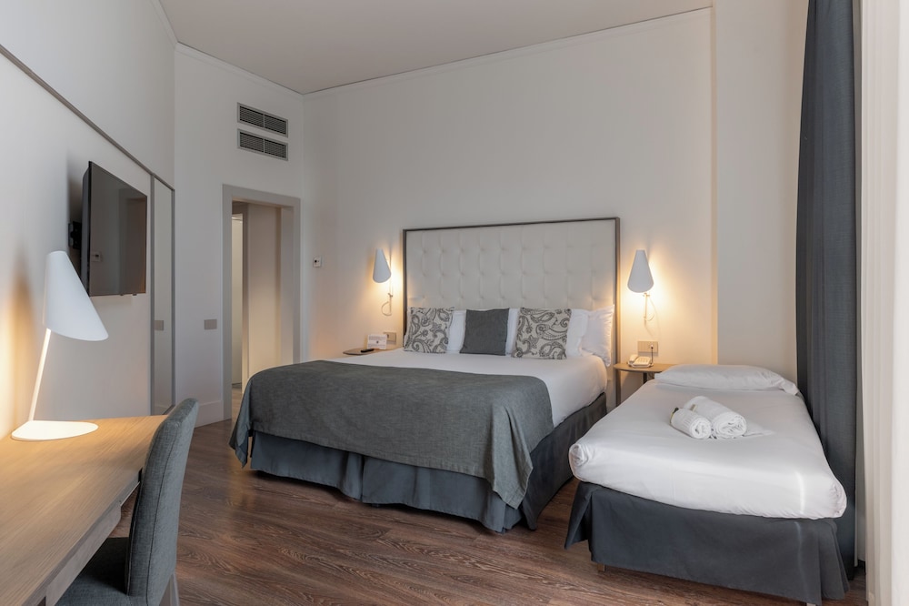 Gran Hotel Havana by Escampa Hotels — Hotel rooms in Barcelona, Catalonia