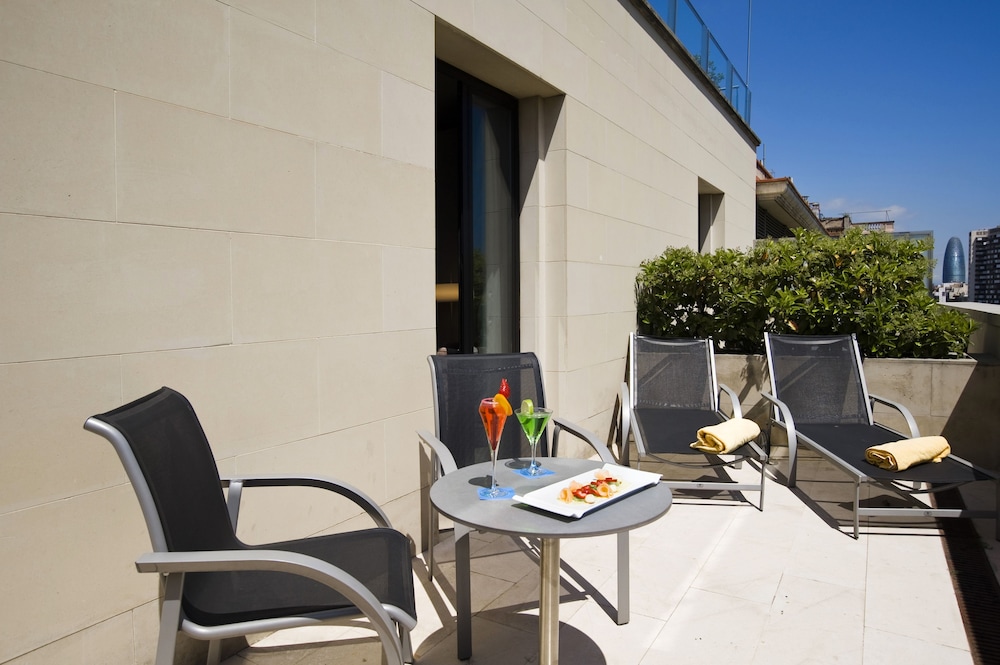 Gran Hotel Havana by Escampa Hotels — Hotel building in Barcelona, Catalonia