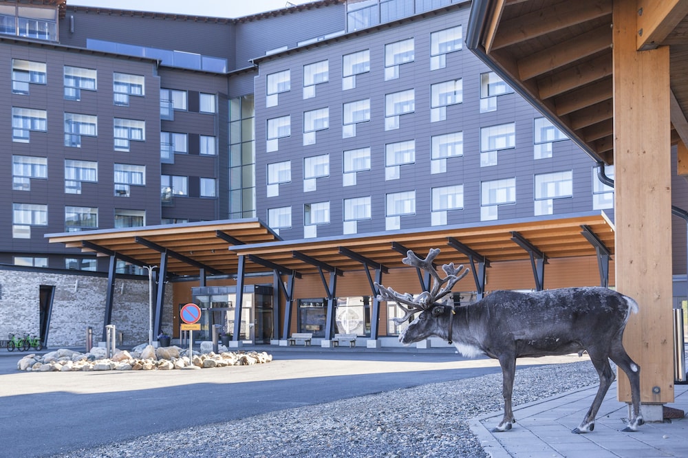 Hotel Levi Panorama — Hotel building in Kittilä, Lapland