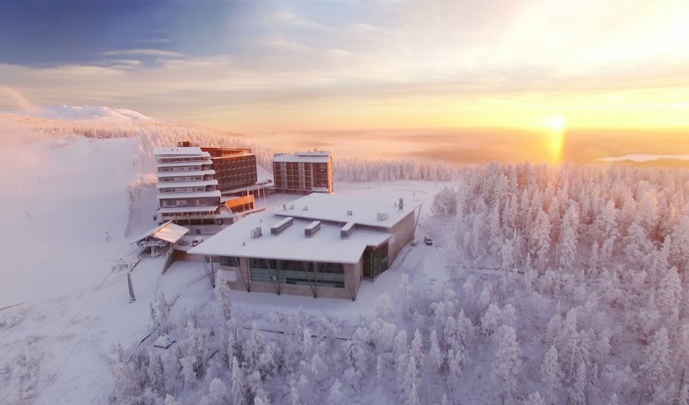 Hotel Levi Panorama — Hotel building in Kittilä, Lapland
