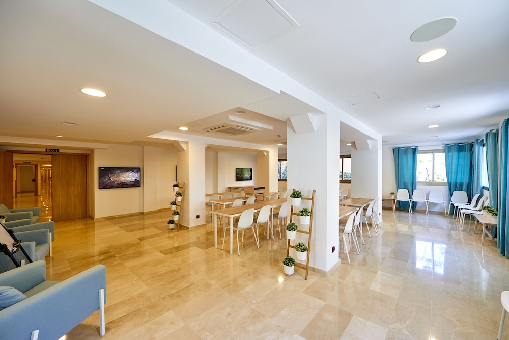 MLL Mediterranean Bay Hotel - Adults Only — Restaurant & bars in Playa de Palma, Balearic Islands