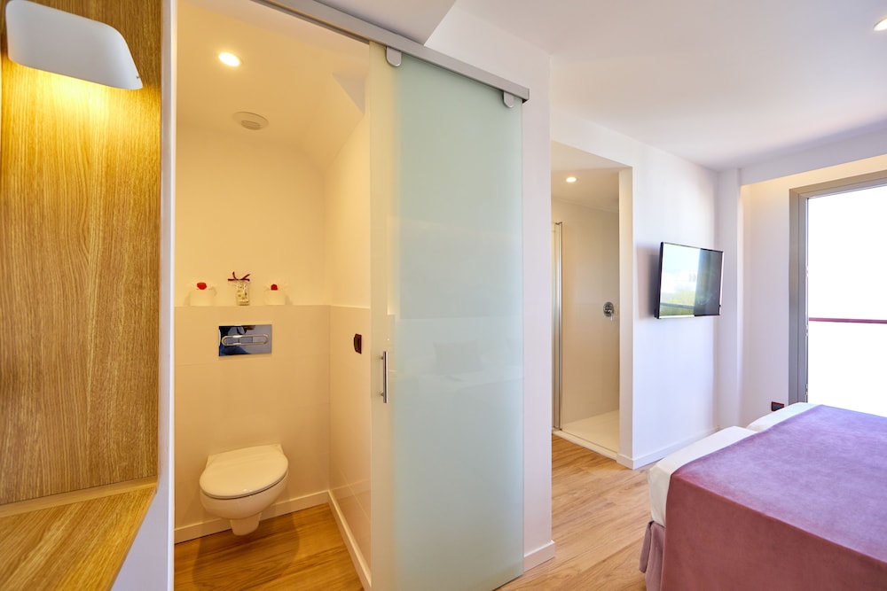 MLL Mediterranean Bay Hotel - Adults Only — Hotel rooms in Playa de Palma, Balearic Islands