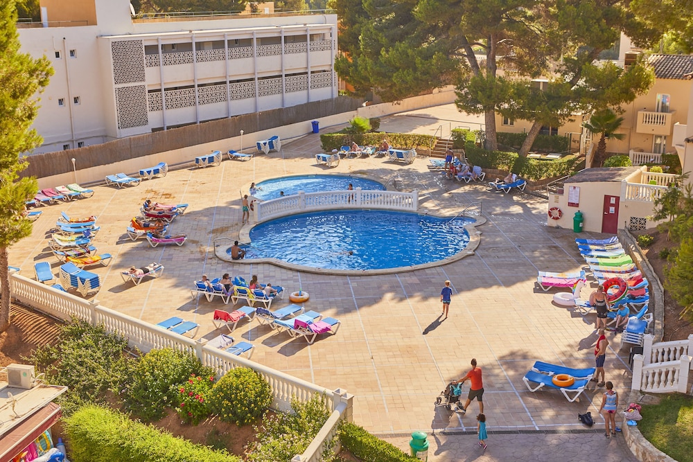 MLL Palma Bay Club Resort Hotel — Swimming pool in Playa de Palma, Balearic Islands