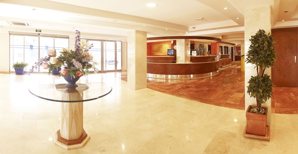 MLL Palma Bay Club Resort Hotel — Hotel building in Playa de Palma, Balearic Islands