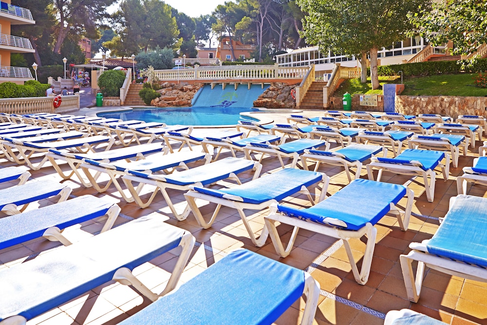 MLL Palma Bay Club Resort Hotel — Swimming pool in Playa de Palma, Balearic Islands