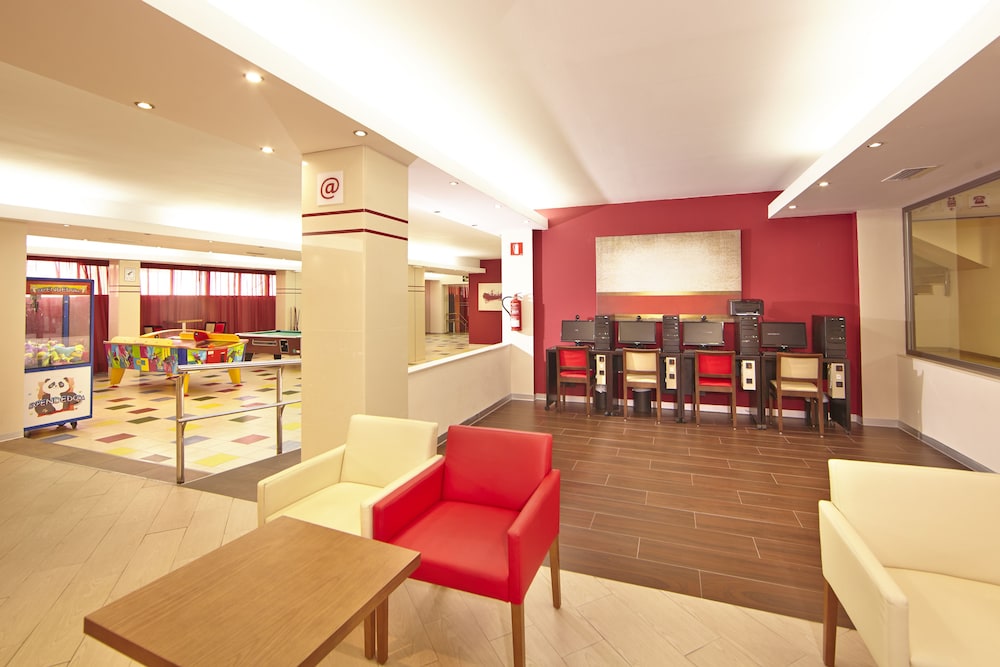 MLL Caribbean Bay Hotel — Attractions for children in Playa de Palma, Balearic Islands