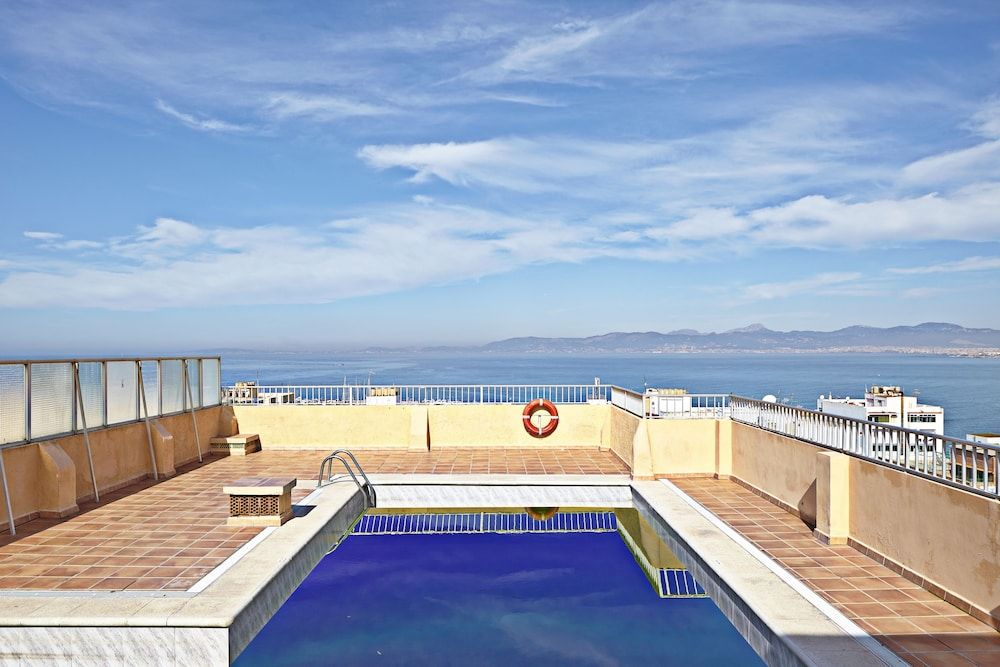 MLL Caribbean Bay Hotel