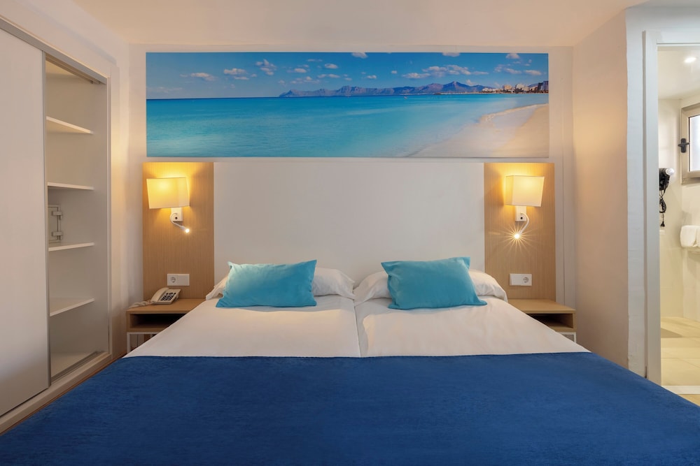 whala!beach Hotel & Apartments — Hotel rooms in Playa de Palma, Balearic Islands