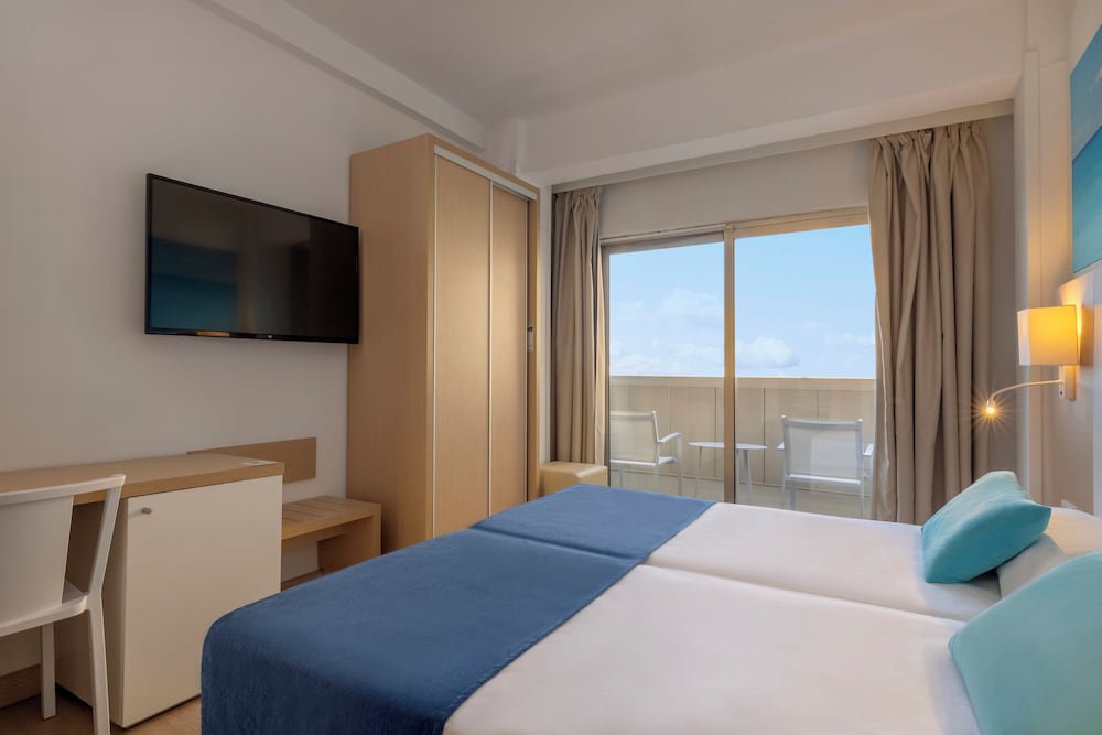 whala!beach Hotel & Apartments — Hotel rooms in Playa de Palma, Balearic Islands