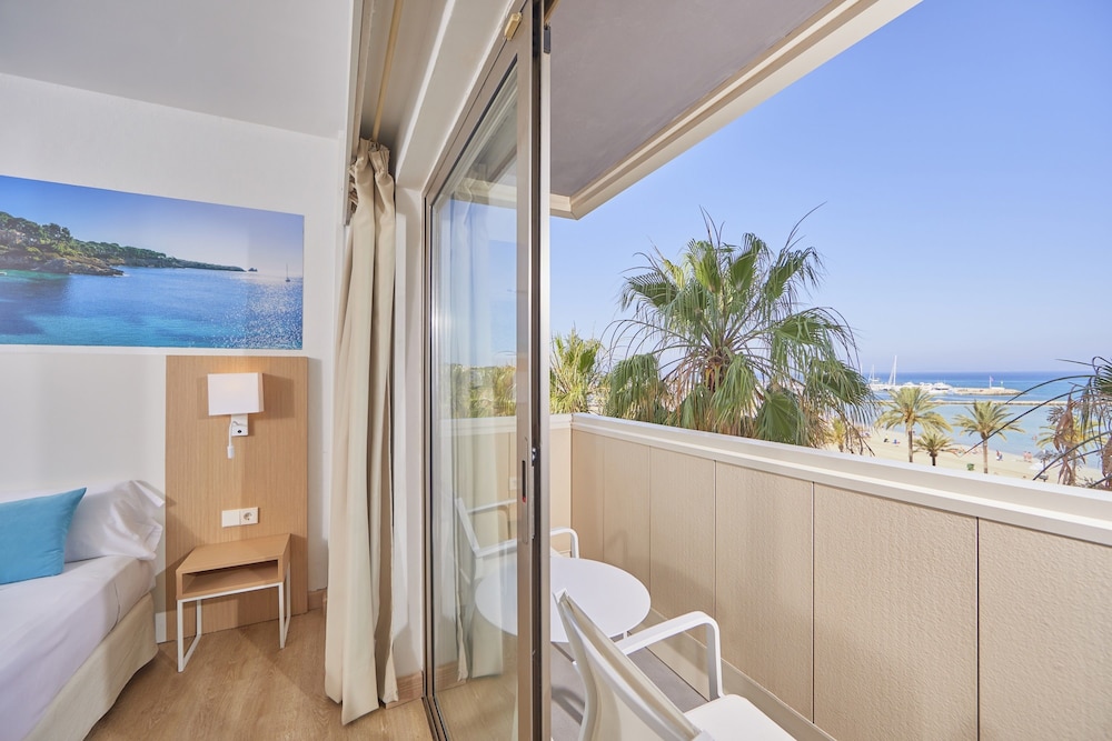 whala!beach Hotel & Apartments — Hotel rooms in Playa de Palma, Balearic Islands