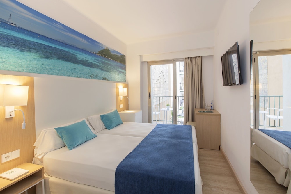 whala!beach Hotel & Apartments — Hotel rooms in Playa de Palma, Balearic Islands